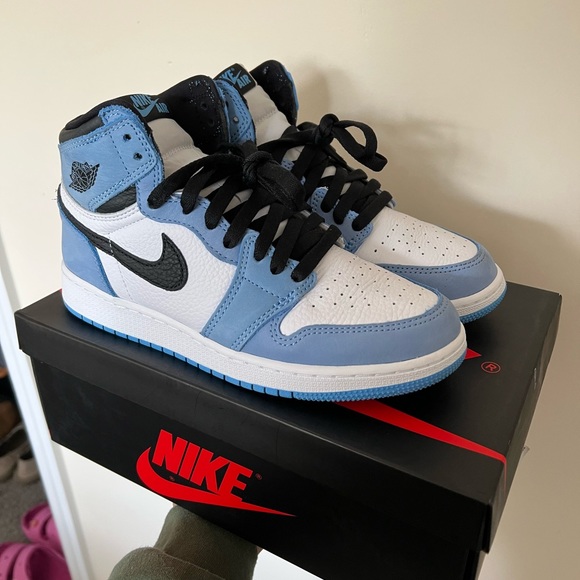 Air Jordan (UNIVERSITY BLUE) Retro High OG GS